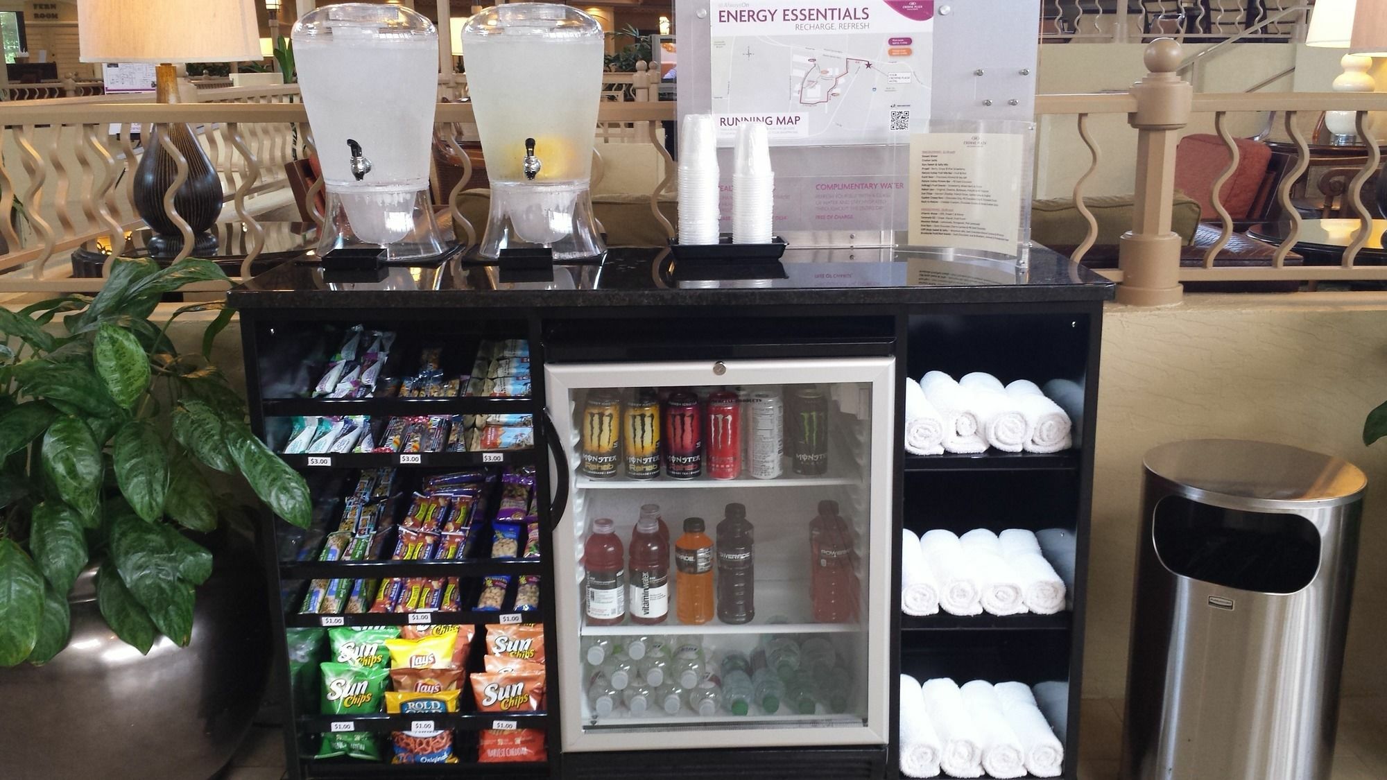 Crowne Plaza Airport By Ihg Hotel