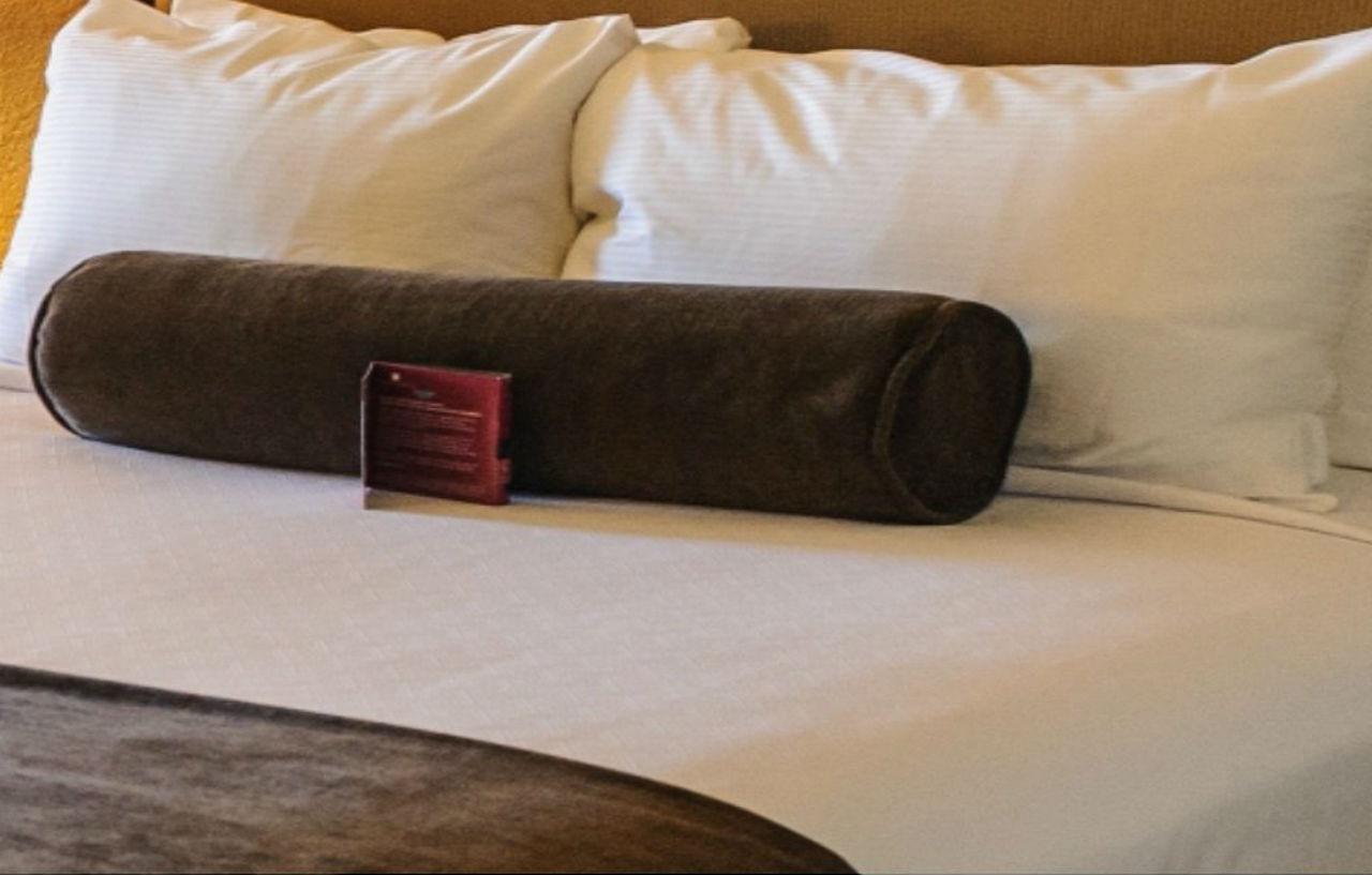 Crowne Plaza Airport By Ihg